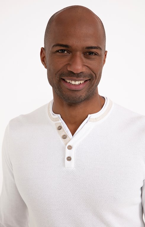 Pull col tunisien blanc chambray